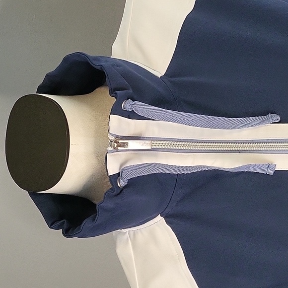 Weekends by Chico's Blue Sleeveless Zip Front Stretchy Vest Golf Size L - Picture 6 of 12